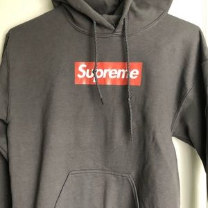 Men’s small FAKE Supreme hoodie